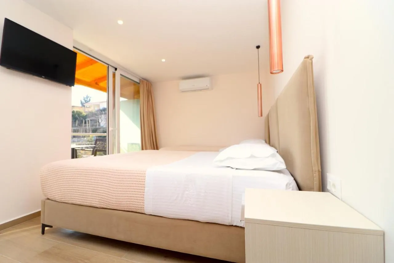 Fegi Rooms Himare