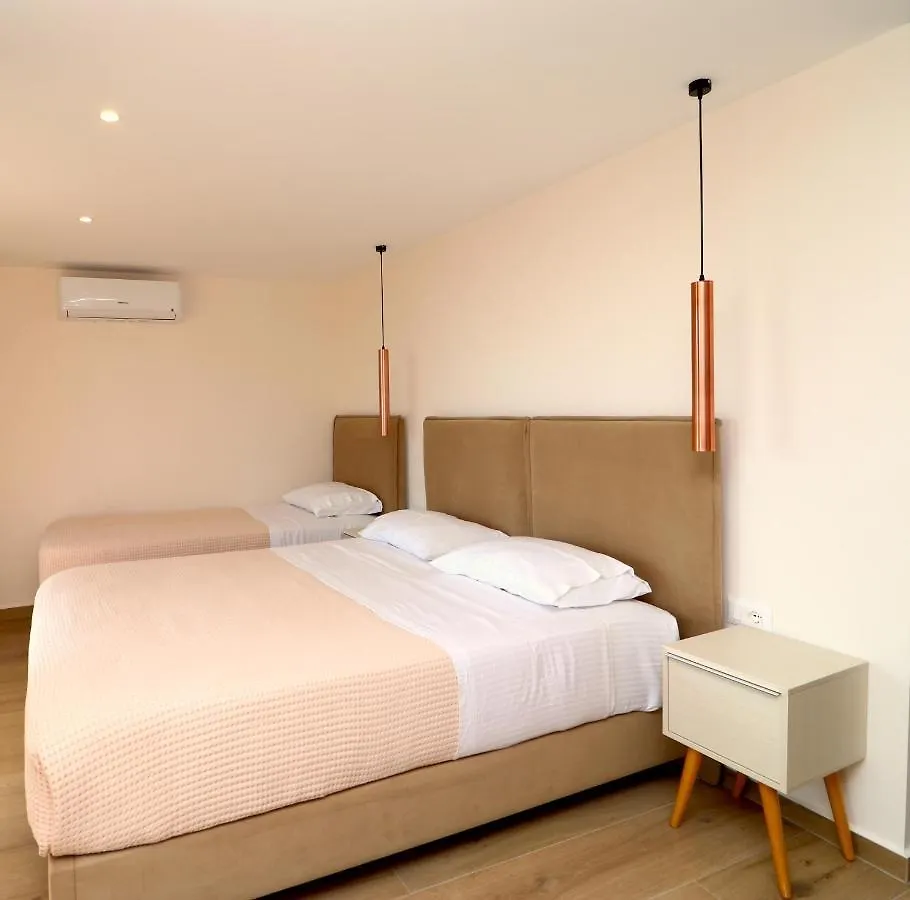 Fegi Rooms Himare
