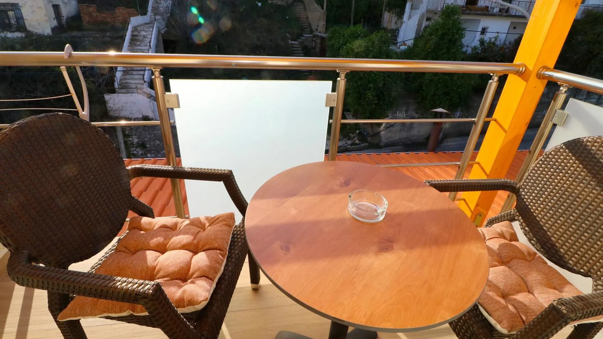 Fegi Rooms 히마레 여관